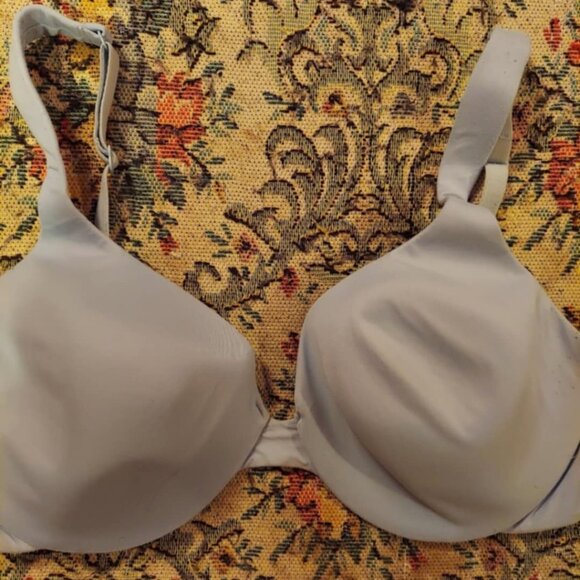 light blue 34d victoria's secret ipex bra - Picture 3 of 9